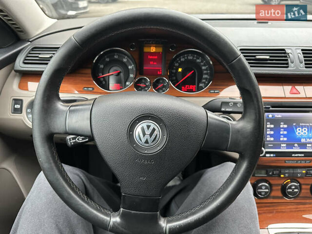Коричневий Фольксваген Пассат, об'ємом двигуна 1.6 л та пробігом 270 тис. км за 6200 $, фото 12 на Automoto.ua