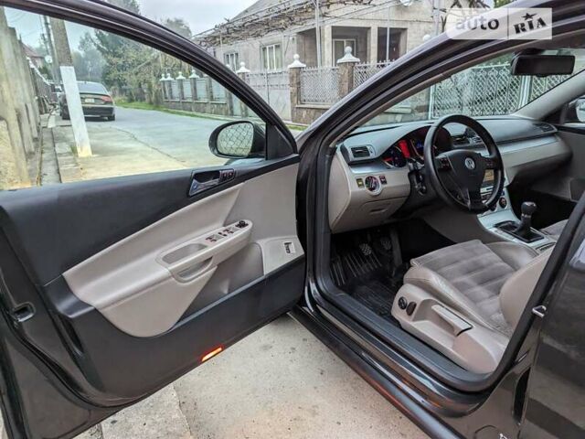 Коричневый Фольксваген Пассат, объемом двигателя 2 л и пробегом 230 тыс. км за 7500 $, фото 8 на Automoto.ua