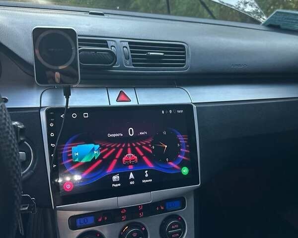 Коричневий Фольксваген Пассат, об'ємом двигуна 3.2 л та пробігом 197 тис. км за 6500 $, фото 19 на Automoto.ua