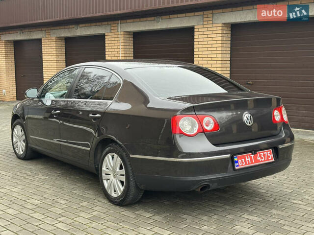 Коричневий Фольксваген Пассат, об'ємом двигуна 1.6 л та пробігом 270 тис. км за 6200 $, фото 5 на Automoto.ua