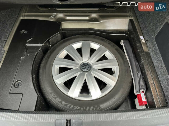 Коричневий Фольксваген Пассат, об'ємом двигуна 1.6 л та пробігом 270 тис. км за 6200 $, фото 32 на Automoto.ua