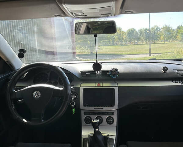 Коричневий Фольксваген Пассат, об'ємом двигуна 1.98 л та пробігом 295 тис. км за 6200 $, фото 4 на Automoto.ua