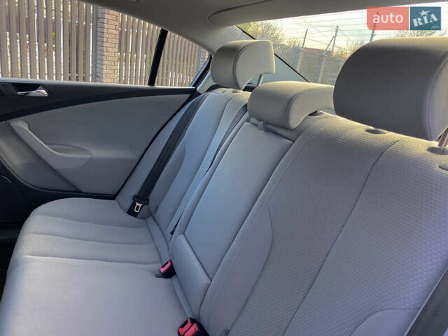 Коричневый Фольксваген Пассат, объемом двигателя 1.6 л и пробегом 178 тыс. км за 6300 $, фото 11 на Automoto.ua