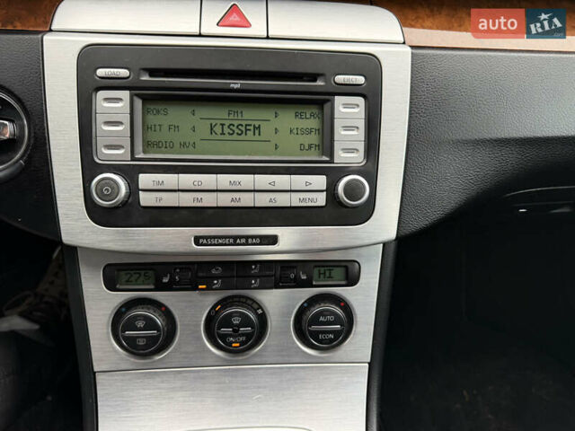 Коричневый Фольксваген Пассат, объемом двигателя 2 л и пробегом 164 тыс. км за 5200 $, фото 12 на Automoto.ua