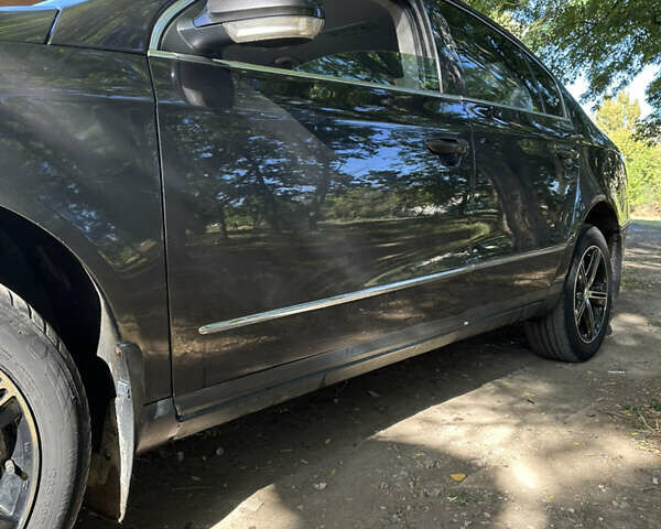Коричневий Фольксваген Пассат, об'ємом двигуна 1.98 л та пробігом 295 тис. км за 6200 $, фото 6 на Automoto.ua