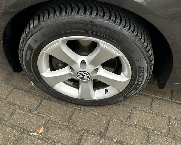 Коричневий Фольксваген Пассат, об'ємом двигуна 1.97 л та пробігом 244 тис. км за 8450 $, фото 122 на Automoto.ua