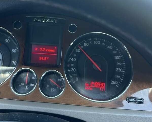 Коричневий Фольксваген Пассат, об'ємом двигуна 1.78 л та пробігом 249 тис. км за 6900 $, фото 5 на Automoto.ua