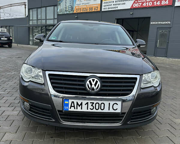 Коричневий Фольксваген Пассат, об'ємом двигуна 1.97 л та пробігом 244 тис. км за 8450 $, фото 2 на Automoto.ua