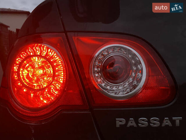 Коричневый Фольксваген Пассат, объемом двигателя 1.8 л и пробегом 210 тыс. км за 7200 $, фото 63 на Automoto.ua