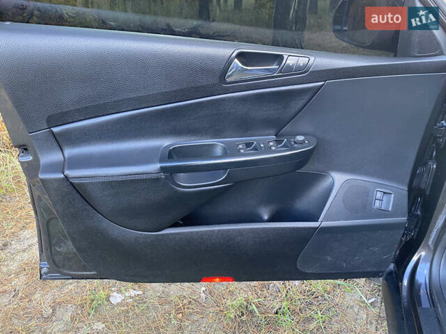 Коричневый Фольксваген Пассат, объемом двигателя 1.8 л и пробегом 210 тыс. км за 7200 $, фото 37 на Automoto.ua