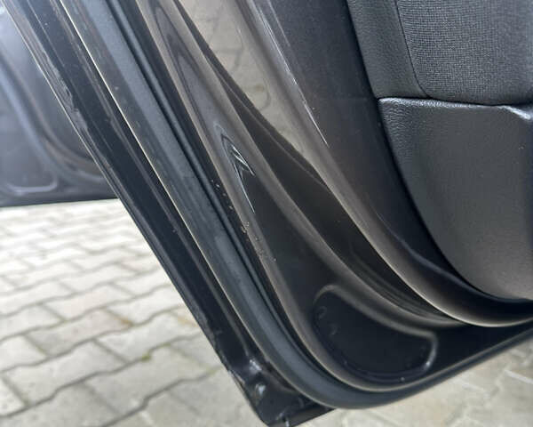 Коричневий Фольксваген Пассат, об'ємом двигуна 1.97 л та пробігом 244 тис. км за 8450 $, фото 30 на Automoto.ua