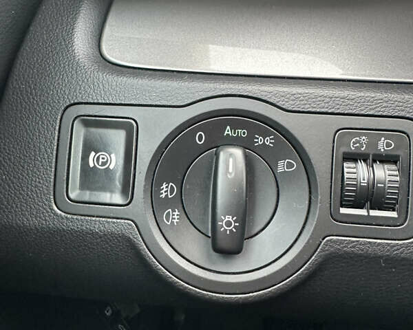 Коричневий Фольксваген Пассат, об'ємом двигуна 1.97 л та пробігом 244 тис. км за 8450 $, фото 55 на Automoto.ua