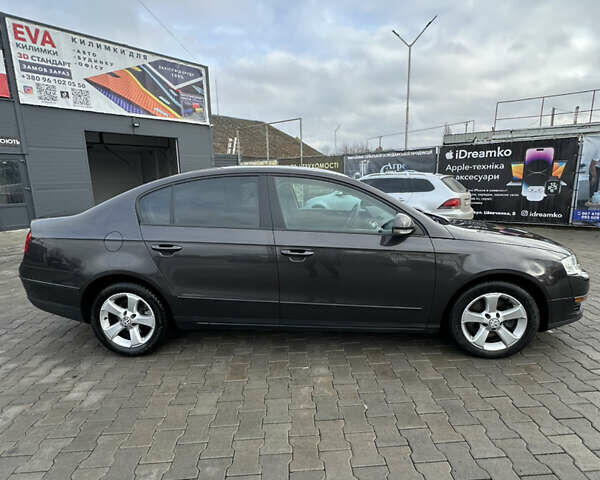 Коричневий Фольксваген Пассат, об'ємом двигуна 1.97 л та пробігом 244 тис. км за 8450 $, фото 7 на Automoto.ua