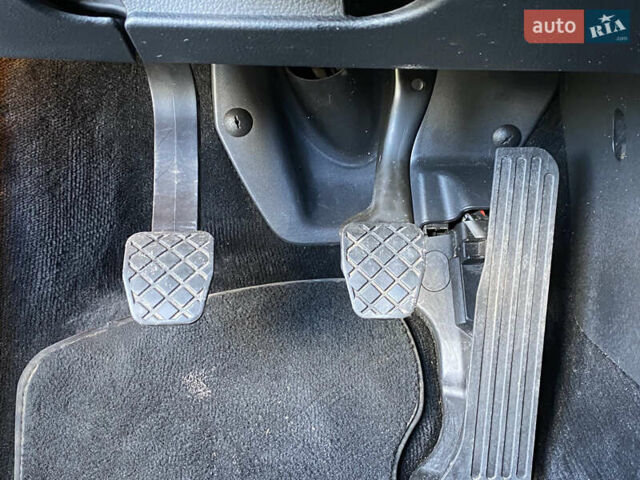 Коричневый Фольксваген Пассат, объемом двигателя 1.8 л и пробегом 210 тыс. км за 7200 $, фото 29 на Automoto.ua