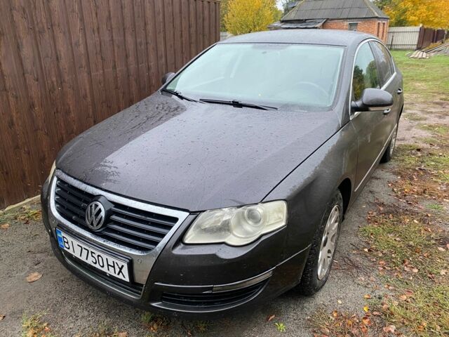 Коричневий Фольксваген Пассат, об'ємом двигуна 1.9 л та пробігом 245 тис. км за 5800 $, фото 2 на Automoto.ua