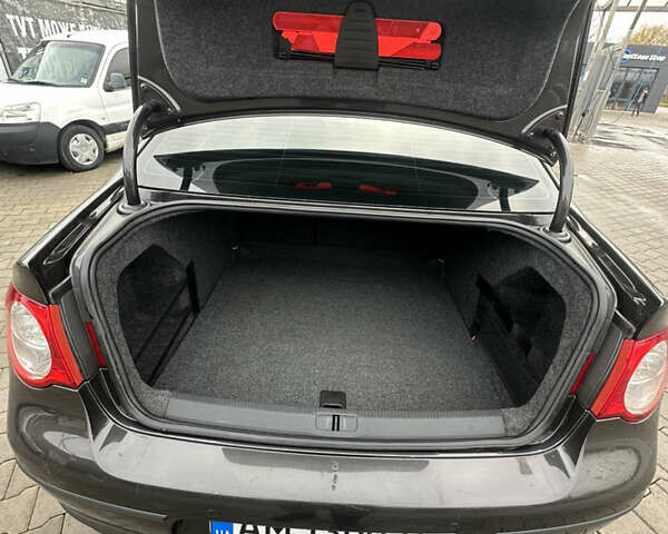 Коричневий Фольксваген Пассат, об'ємом двигуна 1.97 л та пробігом 244 тис. км за 8450 $, фото 81 на Automoto.ua