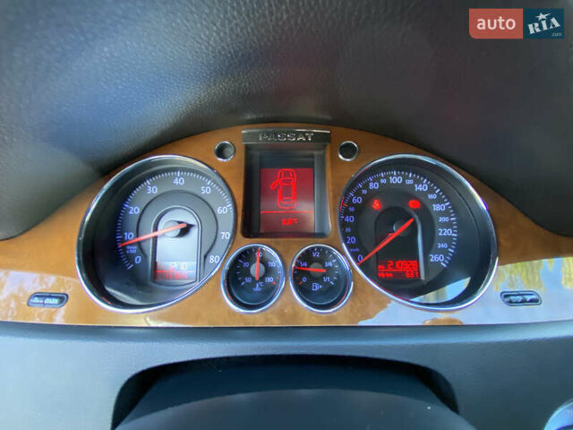 Коричневый Фольксваген Пассат, объемом двигателя 1.8 л и пробегом 210 тыс. км за 7200 $, фото 28 на Automoto.ua