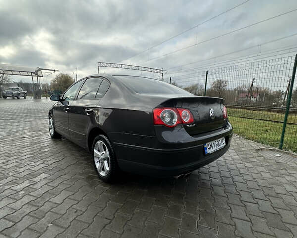 Коричневий Фольксваген Пассат, об'ємом двигуна 1.97 л та пробігом 244 тис. км за 8450 $, фото 11 на Automoto.ua