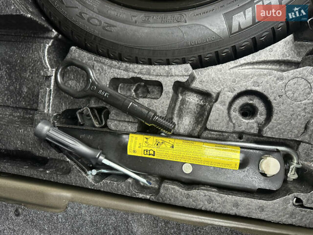 Коричневий Фольксваген Пассат, об'ємом двигуна 1.97 л та пробігом 244 тис. км за 8450 $, фото 37 на Automoto.ua