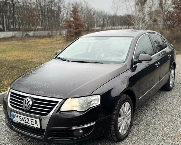 Коричневий Фольксваген Пассат, об'ємом двигуна 1.8 л та пробігом 245 тис. км за 8100 $, фото 7 на Automoto.ua