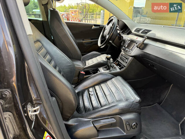 Коричневый Фольксваген Пассат, объемом двигателя 1.97 л и пробегом 394 тыс. км за 8500 $, фото 3 на Automoto.ua