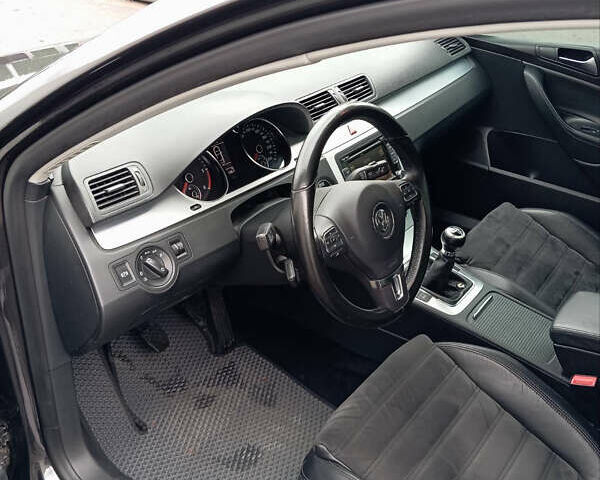 Коричневый Фольксваген Пассат, объемом двигателя 1.97 л и пробегом 200 тыс. км за 8000 $, фото 3 на Automoto.ua