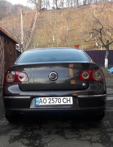 Коричневый Фольксваген Пассат, объемом двигателя 1.97 л и пробегом 250 тыс. км за 6900 $, фото 1 на Automoto.ua