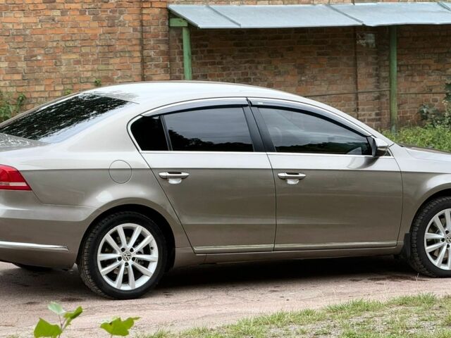 Коричневый Фольксваген Пассат, объемом двигателя 2 л и пробегом 310 тыс. км за 10000 $, фото 1 на Automoto.ua