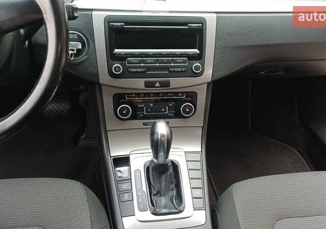 Коричневий Фольксваген Пассат, об'ємом двигуна 1.97 л та пробігом 203 тис. км за 10750 $, фото 30 на Automoto.ua