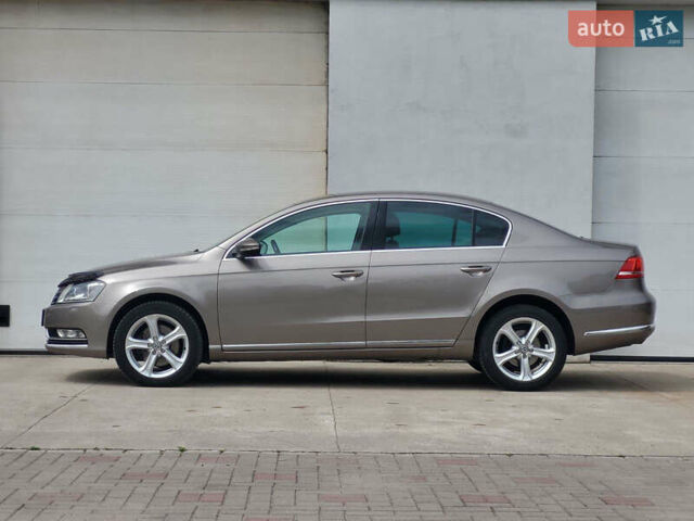 Коричневий Фольксваген Пассат, об'ємом двигуна 1.97 л та пробігом 301 тис. км за 9999 $, фото 5 на Automoto.ua