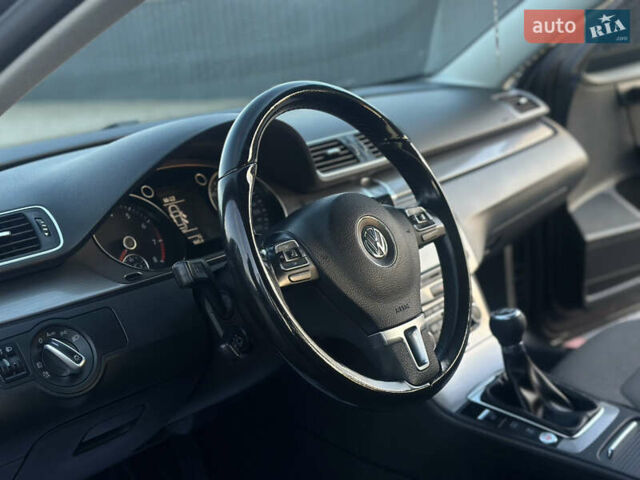 Коричневый Фольксваген Пассат, объемом двигателя 1.39 л и пробегом 215 тыс. км за 10500 $, фото 15 на Automoto.ua