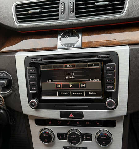 Коричневый Фольксваген Пассат, объемом двигателя 1.97 л и пробегом 195 тыс. км за 13900 $, фото 14 на Automoto.ua