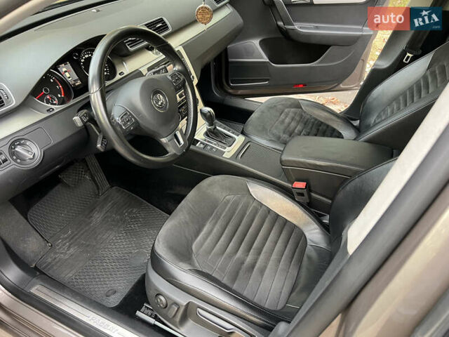 Коричневий Фольксваген Пассат, об'ємом двигуна 1.8 л та пробігом 149 тис. км за 11100 $, фото 8 на Automoto.ua