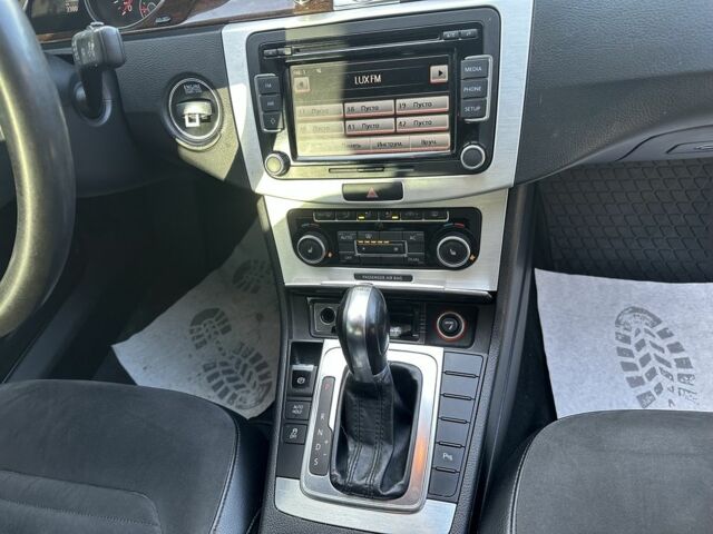 Коричневый Фольксваген Пассат, объемом двигателя 1.8 л и пробегом 230 тыс. км за 8700 $, фото 12 на Automoto.ua