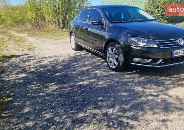 Коричневый Фольксваген Пассат, объемом двигателя 1.8 л и пробегом 216 тыс. км за 8800 $, фото 2 на Automoto.ua