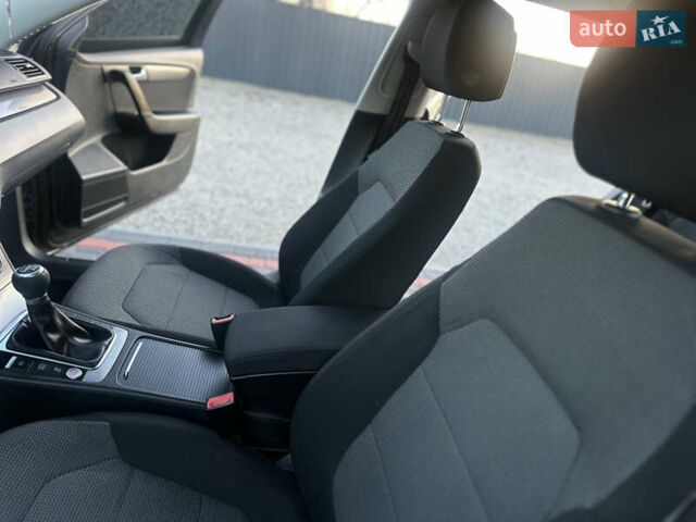 Коричневый Фольксваген Пассат, объемом двигателя 1.39 л и пробегом 215 тыс. км за 10500 $, фото 14 на Automoto.ua