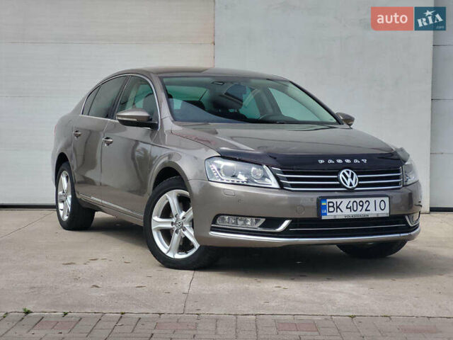 Коричневий Фольксваген Пассат, об'ємом двигуна 1.97 л та пробігом 301 тис. км за 9999 $, фото 2 на Automoto.ua