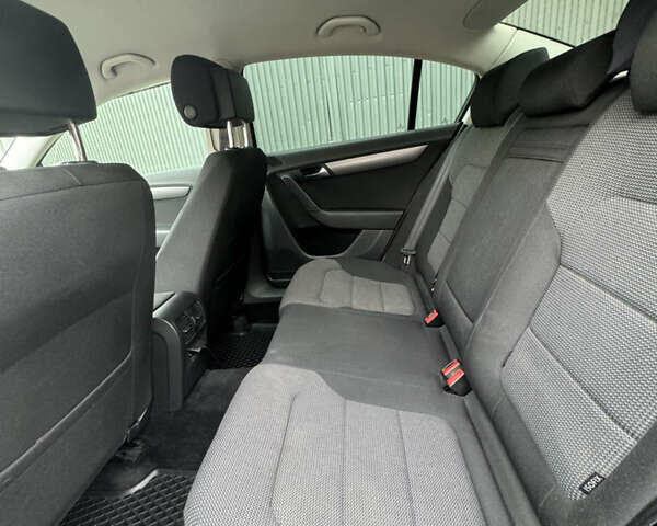 Коричневий Фольксваген Пассат, об'ємом двигуна 1.8 л та пробігом 222 тис. км за 9600 $, фото 17 на Automoto.ua