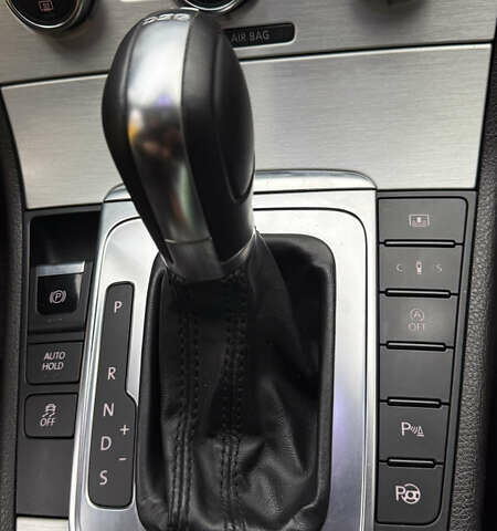 Коричневый Фольксваген Пассат, объемом двигателя 1.97 л и пробегом 195 тыс. км за 13900 $, фото 15 на Automoto.ua