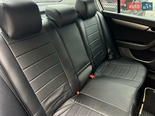 Коричневый Фольксваген Пассат, объемом двигателя 1.8 л и пробегом 144 тыс. км за 10100 $, фото 12 на Automoto.ua