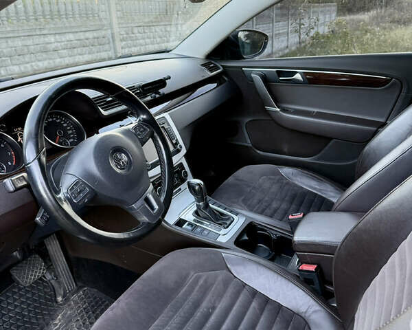 Коричневий Фольксваген Пассат, об'ємом двигуна 1.8 л та пробігом 197 тис. км за 8600 $, фото 5 на Automoto.ua