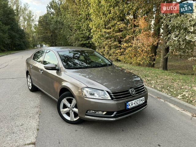Коричневий Фольксваген Пассат, об'ємом двигуна 1.8 л та пробігом 149 тис. км за 11100 $, фото 1 на Automoto.ua
