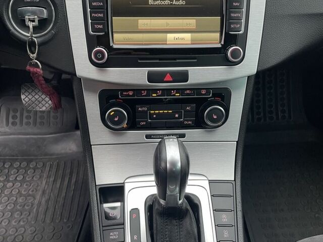 Коричневый Фольксваген Пассат, объемом двигателя 2 л и пробегом 217 тыс. км за 9500 $, фото 7 на Automoto.ua