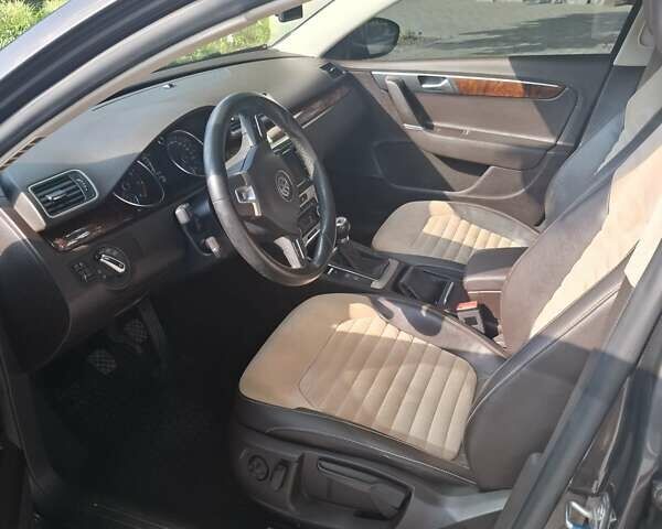 Коричневий Фольксваген Пассат, об'ємом двигуна 1.8 л та пробігом 189 тис. км за 9200 $, фото 9 на Automoto.ua