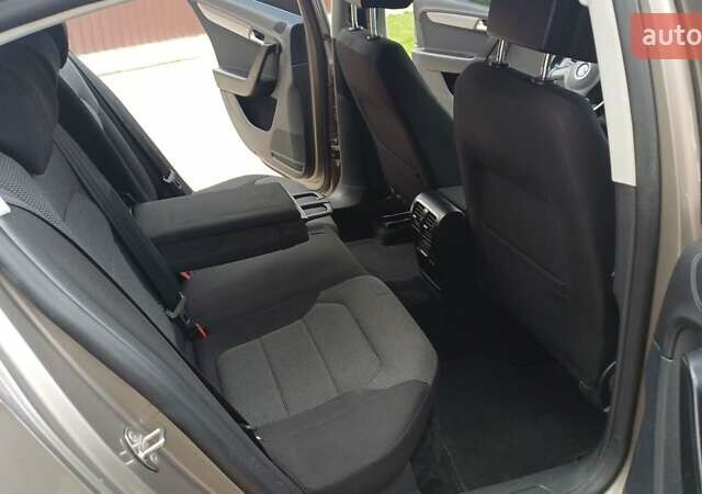 Коричневий Фольксваген Пассат, об'ємом двигуна 1.97 л та пробігом 203 тис. км за 10750 $, фото 23 на Automoto.ua