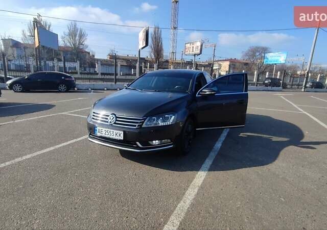 Коричневый Фольксваген Пассат, объемом двигателя 1.8 л и пробегом 290 тыс. км за 8900 $, фото 4 на Automoto.ua