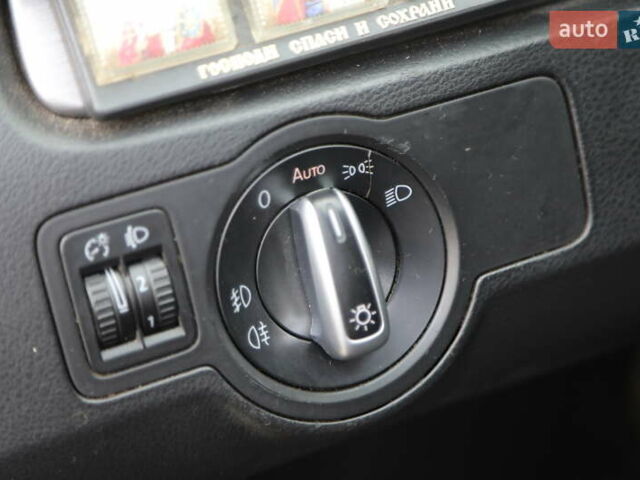 Коричневый Фольксваген Пассат, объемом двигателя 1.8 л и пробегом 185 тыс. км за 11500 $, фото 18 на Automoto.ua