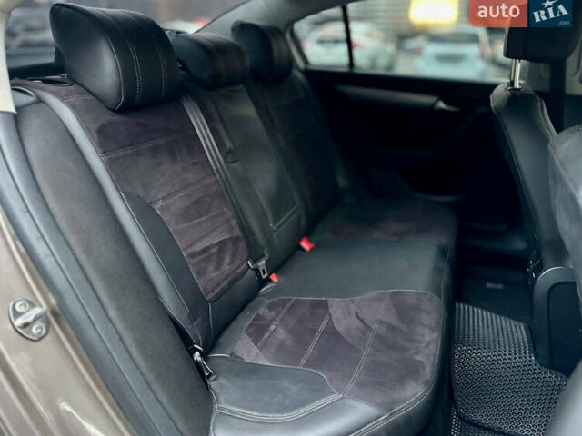 Фольксваген Пассат 2011 в Киеве на Automoto.ua Коричневый Фольксваген Пассат, объемом двигателя 1.8 л и пробегом 188 тыс. км за 8400 $, фото 34 на Automoto.ua