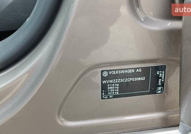 Коричневий Фольксваген Пассат, об'ємом двигуна 1.97 л та пробігом 203 тис. км за 10750 $, фото 52 на Automoto.ua