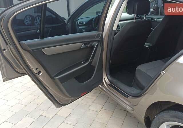 Коричневий Фольксваген Пассат, об'ємом двигуна 1.97 л та пробігом 203 тис. км за 10750 $, фото 20 на Automoto.ua